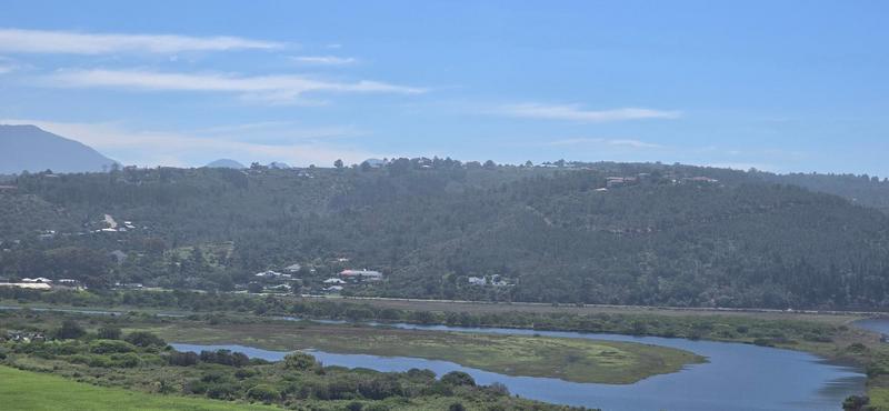 3 Bedroom Property for Sale in Groot Brakrivier Central Western Cape